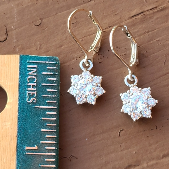 Sterling silver cubic zirconia earrings - Picture 2 of 4